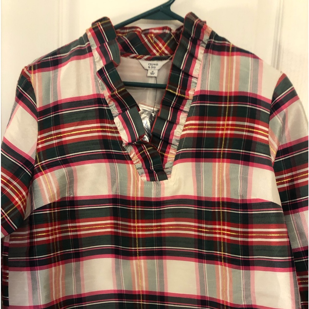 Festive top for your holiday parties